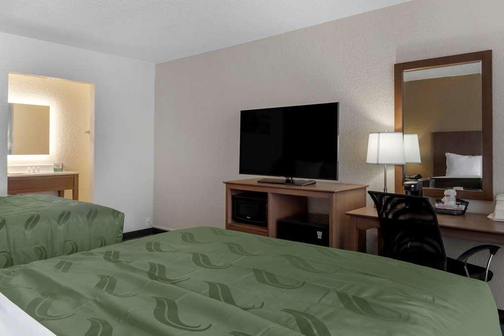 Quality Inn Saint Petersburg North-Tampa Bay Pokoj fotografie